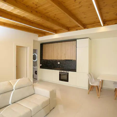 Apartment The Rooftop 2